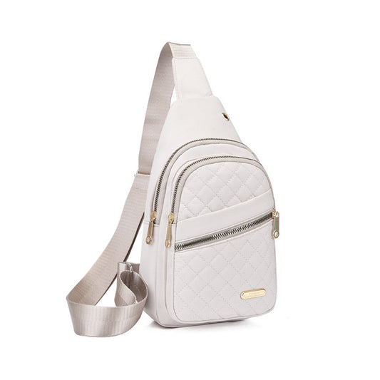 Nagy kapacitású vízálló mellkas táska